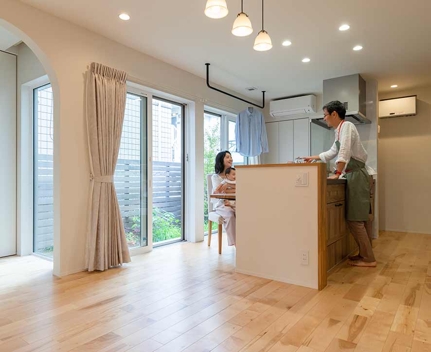 所沢市で建築家とつくるR+houseデザイン注文住宅LDKの写真