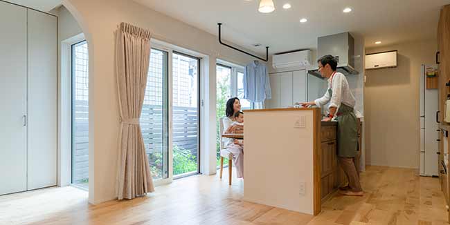 所沢市で建築家とつくるR+houseデザイン注文住宅LDKの写真