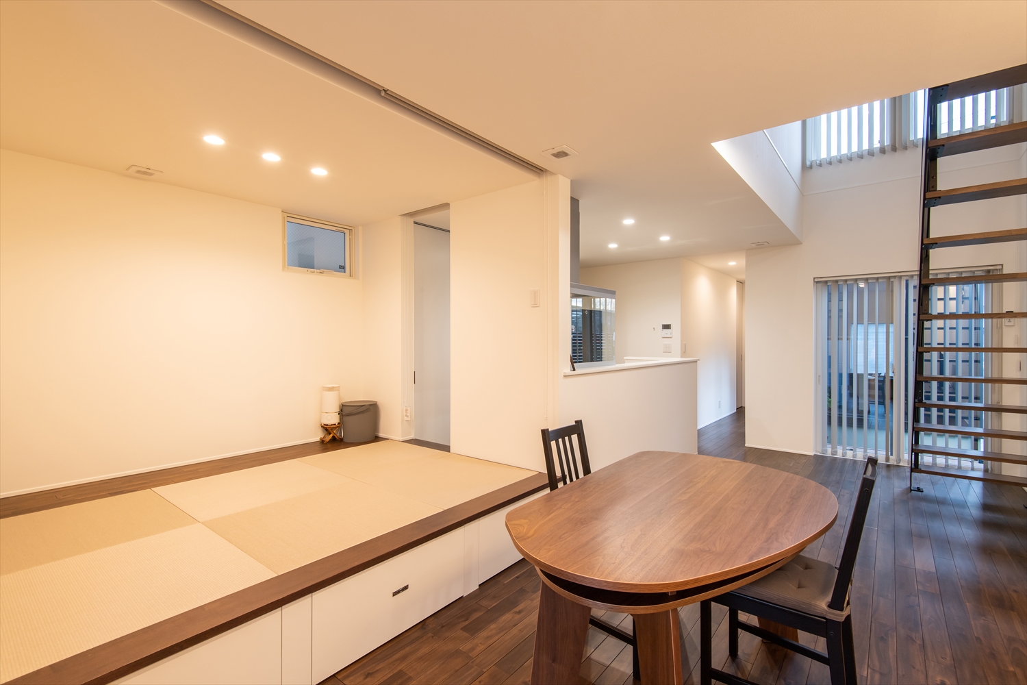 R+ house