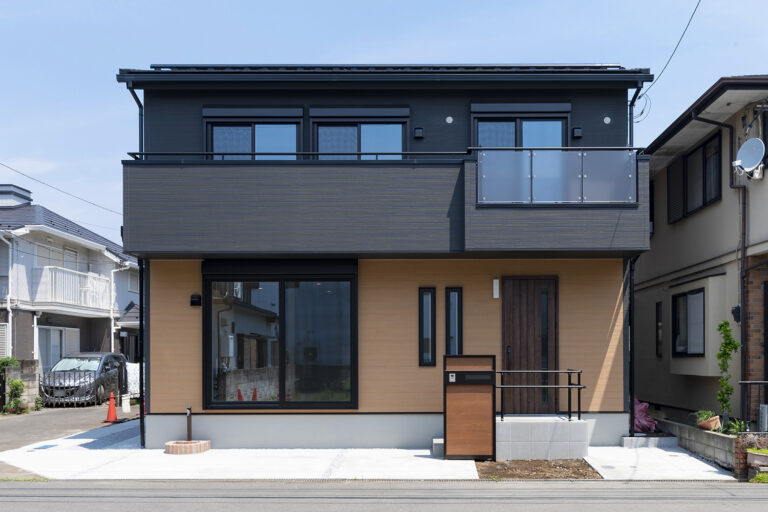 快適な室内環境と高い省エネ性能。太陽光パネル搭載のテクノストラクチャー住宅｜所沢市の注文住宅