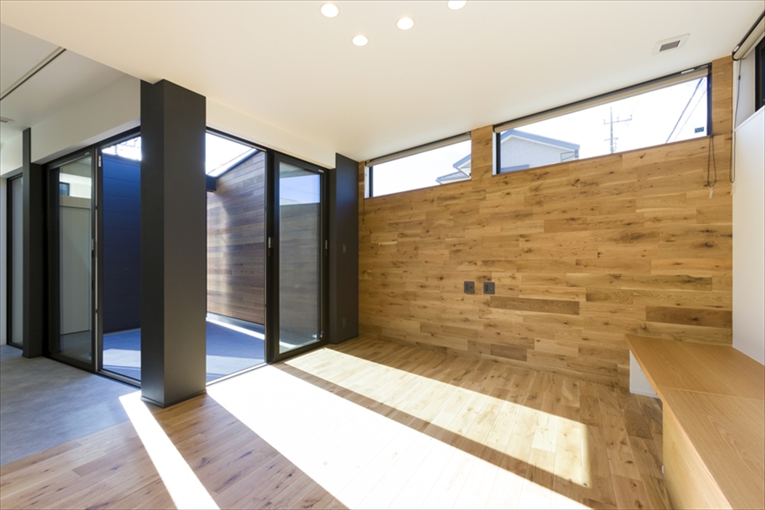 R+ house