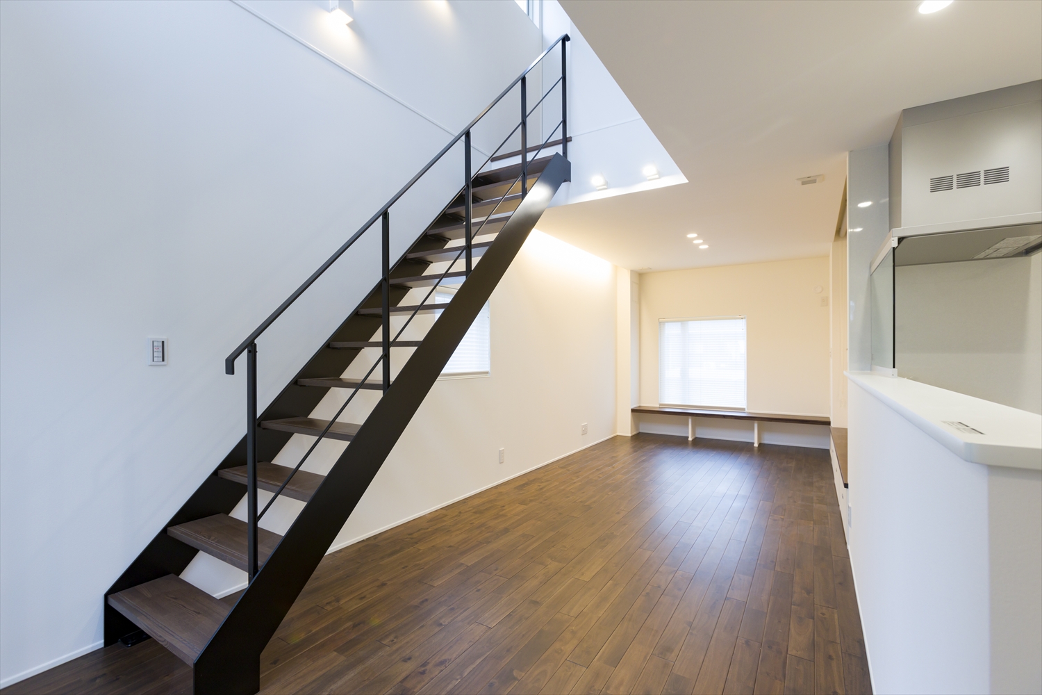 R+ house