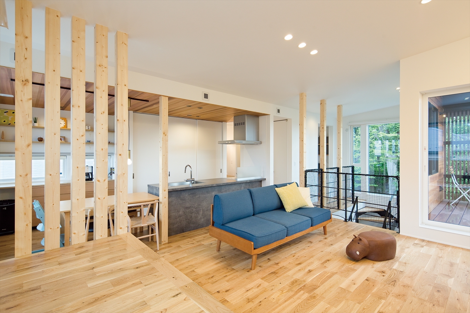 R+ house