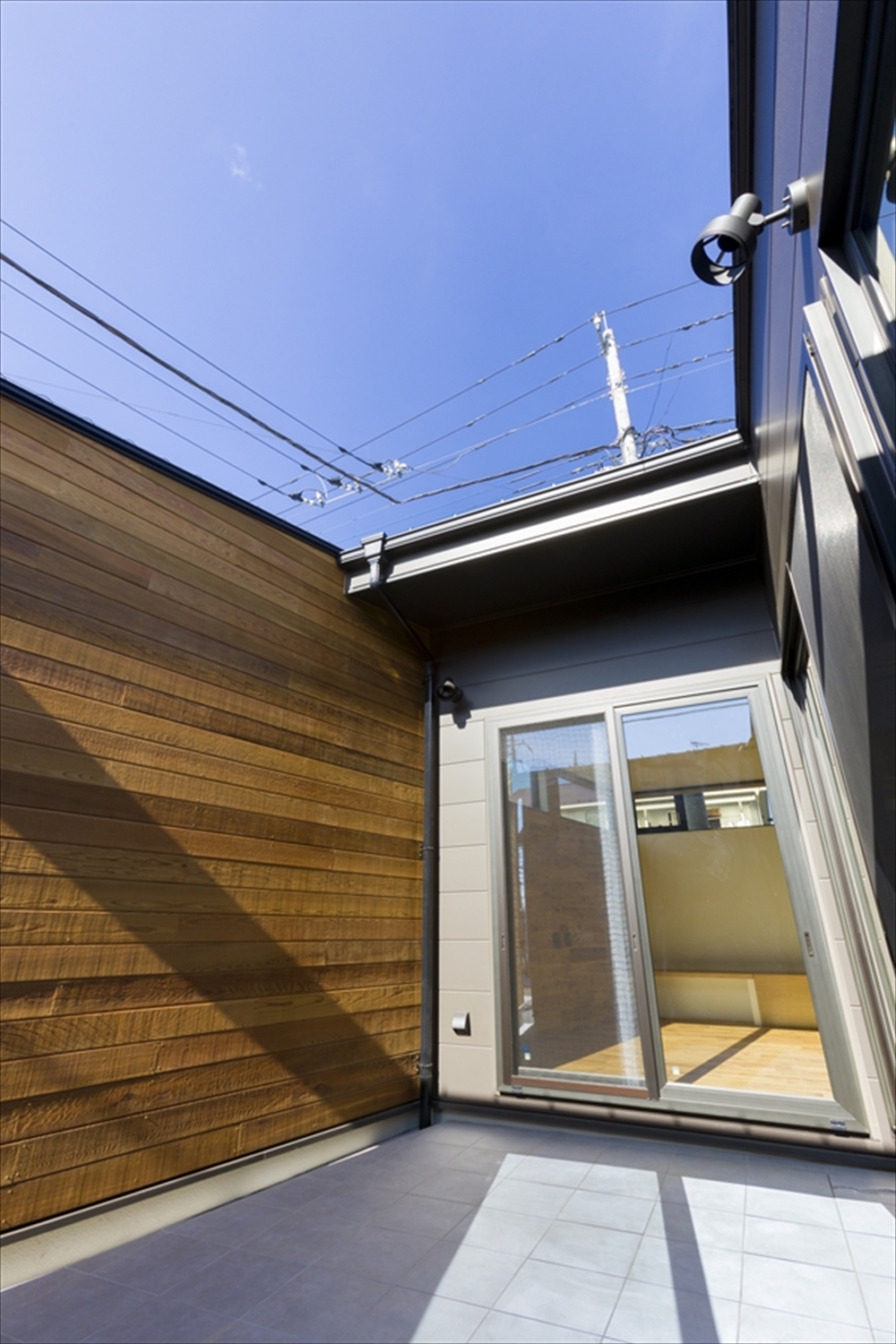 R+ house
