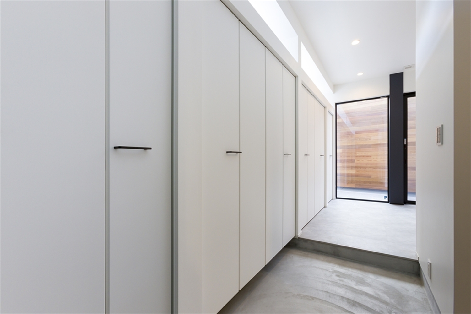 R+ house