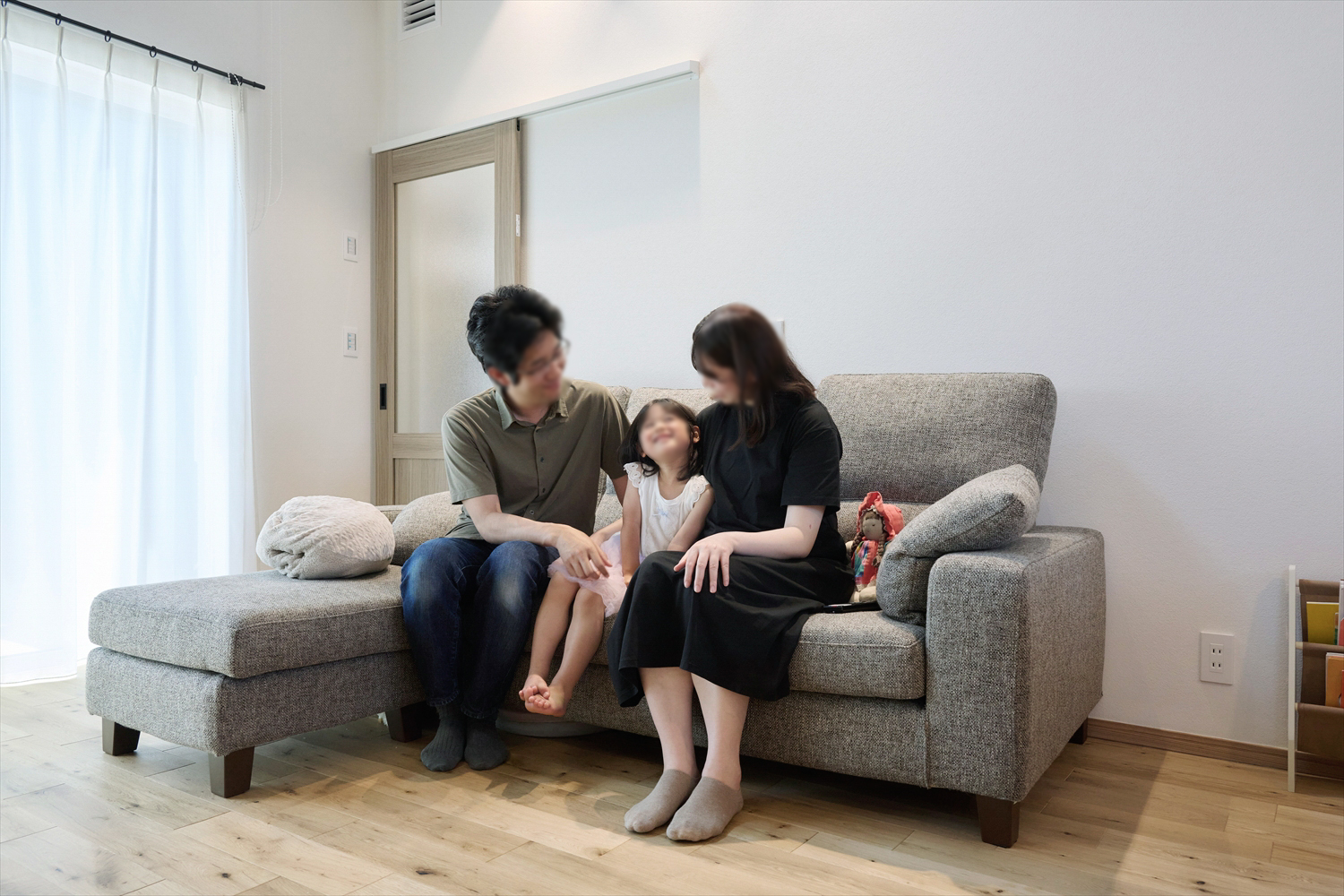 リビング/家族がくつろぐソファスペース(埼玉県東松山市|WELL+)