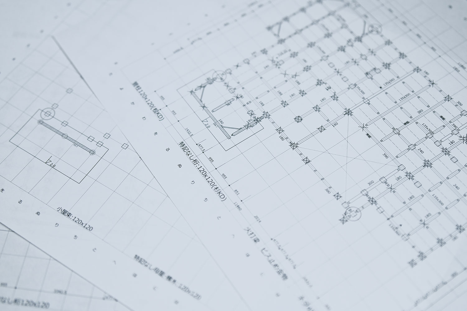 梁せいとスパンを示す伏図の一部。検討の深さを可視化