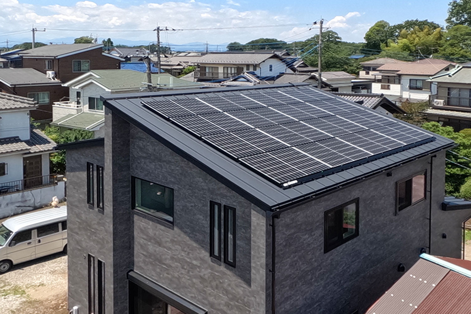 屋根一体型の太陽光パネル