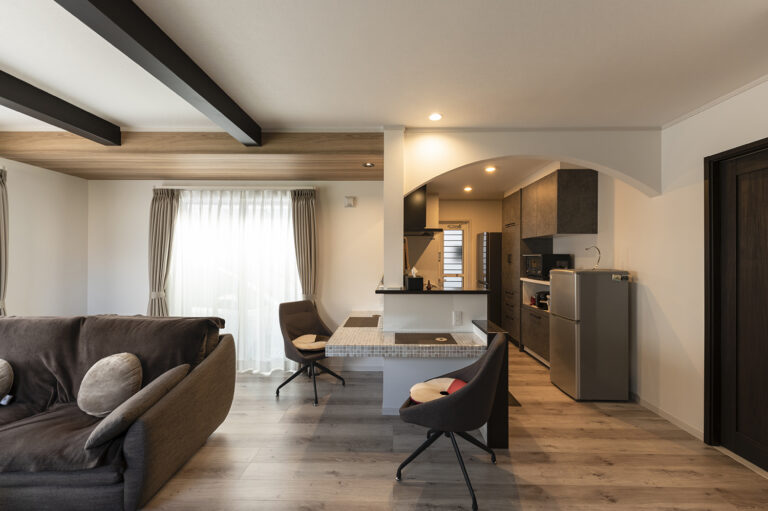 かっこよくて可愛い大人のカフェスタイルの家｜SAN+注文住宅