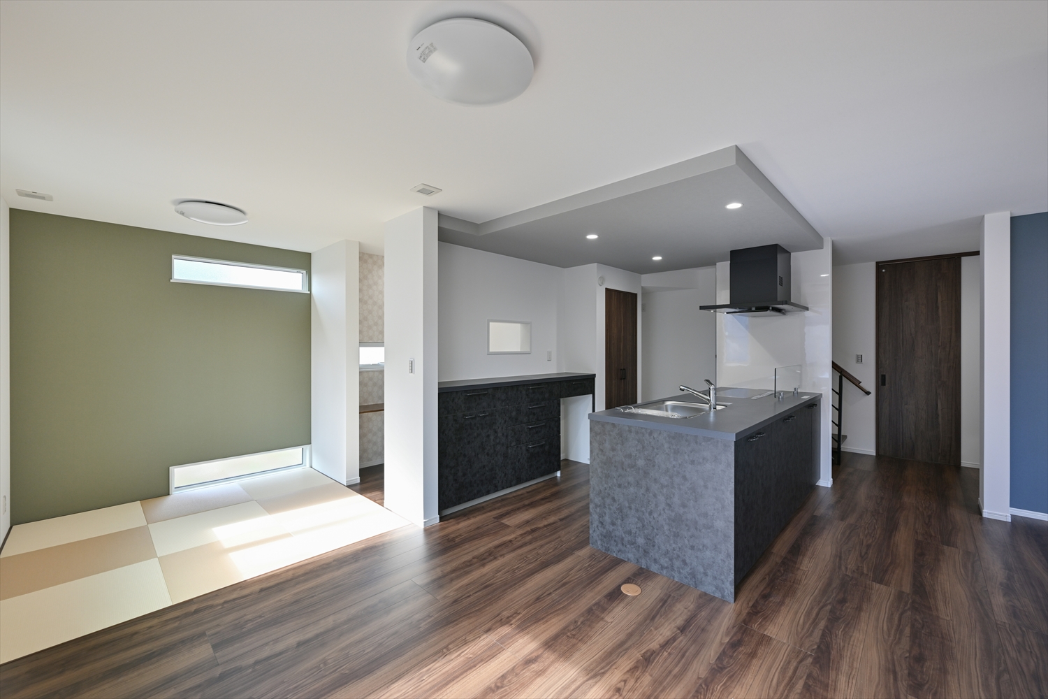 LDKと畳コーナーがつながる開放的な間取り