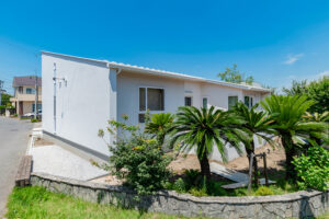 タイパ・コスパ・スぺパ重視の1.5階平屋の外観イメージ