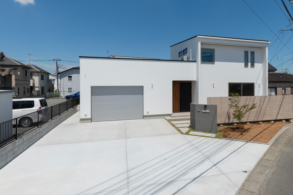 土間コンクリートの駐車場施工例