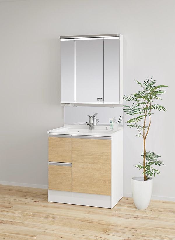 パナソニック シーライン（W750）の洗面化粧台（三面鏡・木目扉）