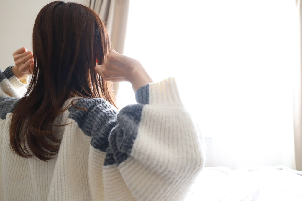 注文住宅で日当たりと影を確認する様子