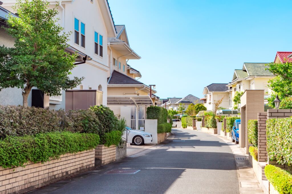 南道路と北道路で異なる注文住宅のボリューム計画比較