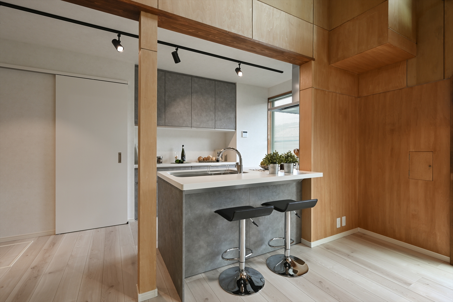 カウンター付きの対面キッチン