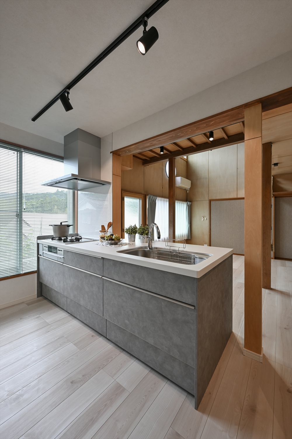 シンクまわりが見える対面キッチン