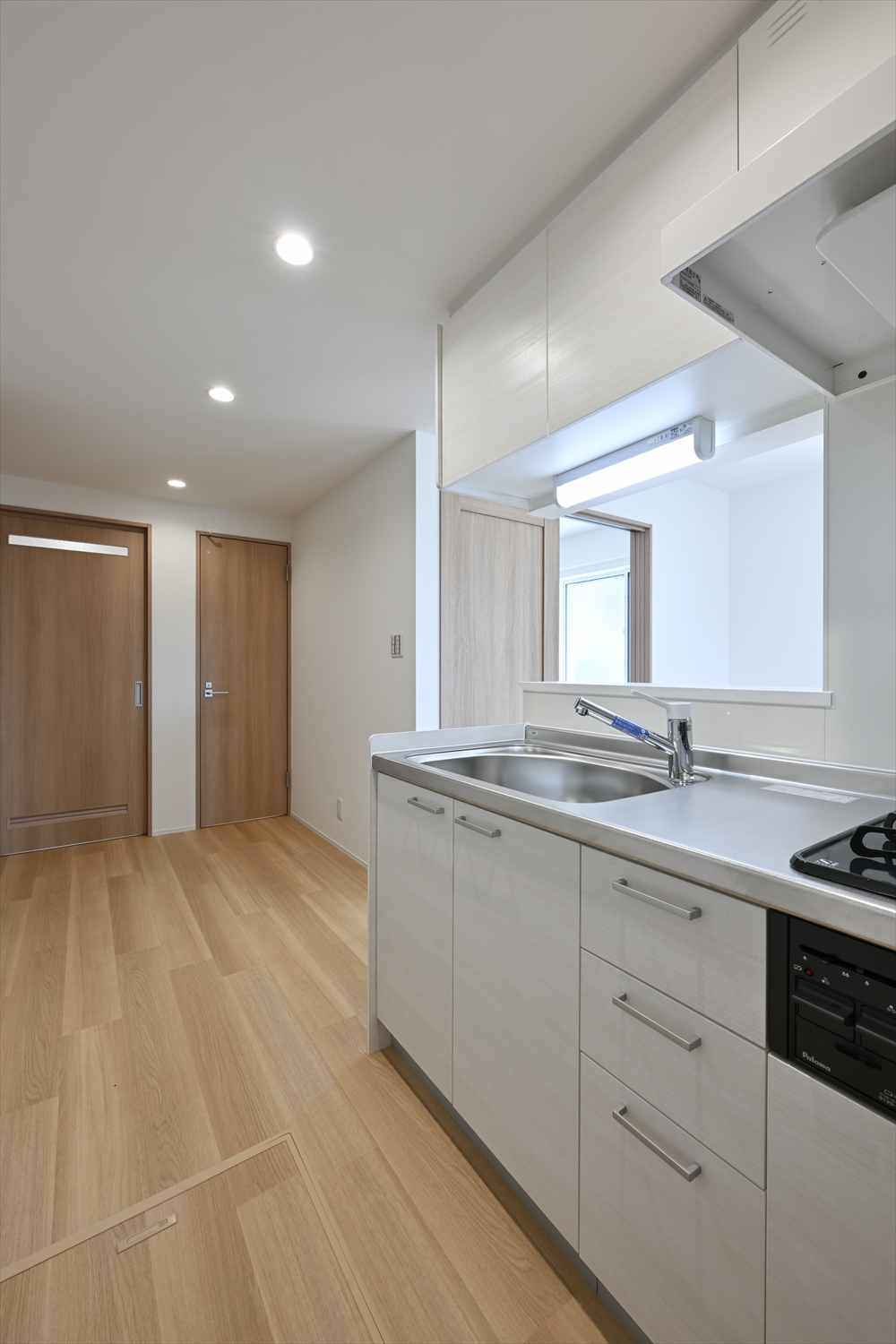 キッチンから洗面室へつながる家事動線