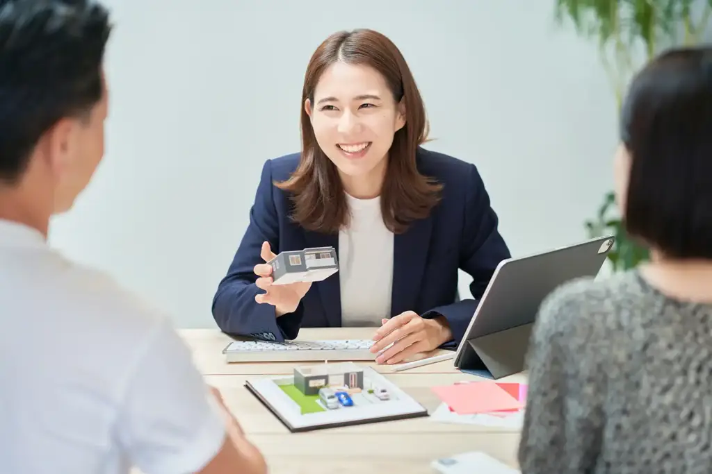 saitama-west-custom-home-zoning-site | アップルホーム 埼玉県西部の敷地条件を踏まえて注文住宅のゾーニングを考える様子